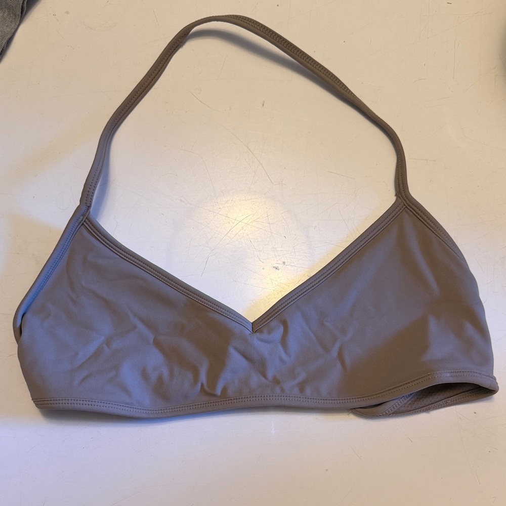 CSB Women's Taupe V-Neck sports bra